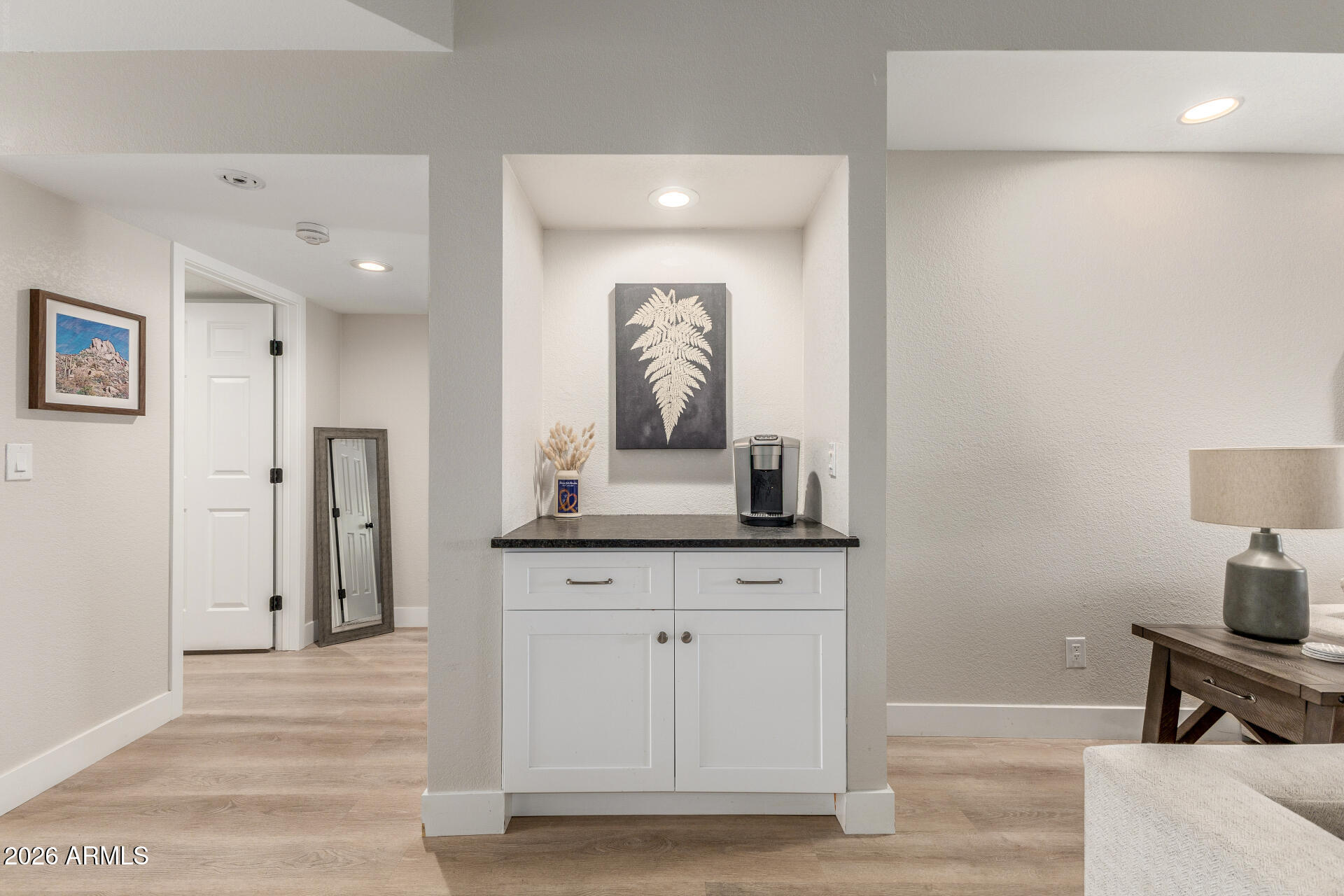 11629 North 40th Way Phoenix, AZ 85028 - Photo 12 of 47 a hallway with view of living room