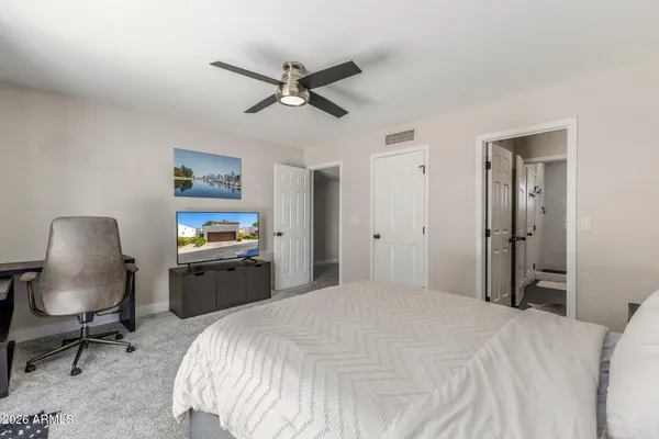 $850,000 | 11629 North 40th Way, Phoenix, AZ 85028