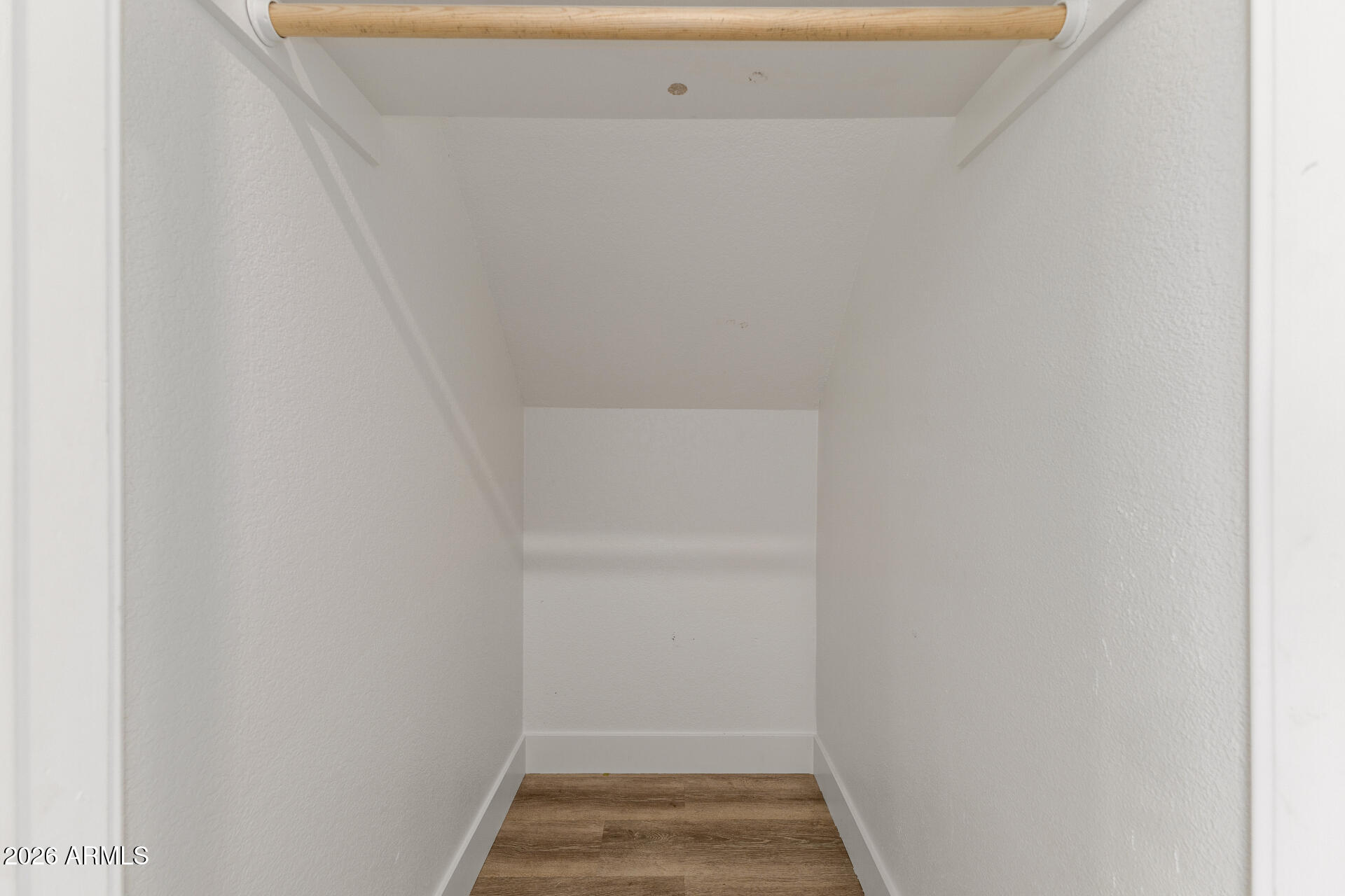 11629 North 40th Way Phoenix, AZ 85028 - Photo 35 of 47 a view of closet