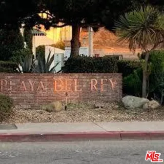 $2,295,000 | 104 Sunridge Street, Playa del Rey, CA 90293
