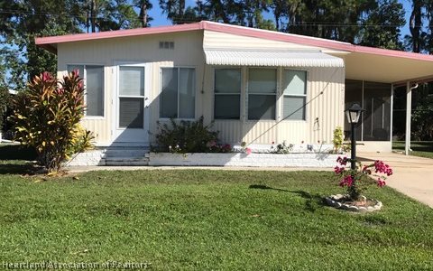 2111 Caribbean Road East Sebring, FL 33870 - Photo 3 of 16 Gallery Image 3