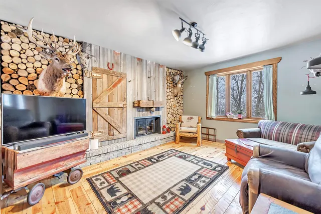 $444,900 | 4940 Hafeman Lane, Green Bay, WI 54311