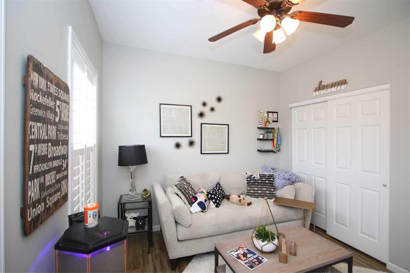 4617 Valleydale Road Godfrey, IL 62035 - Photo 21 of 28 Gallery Image 21