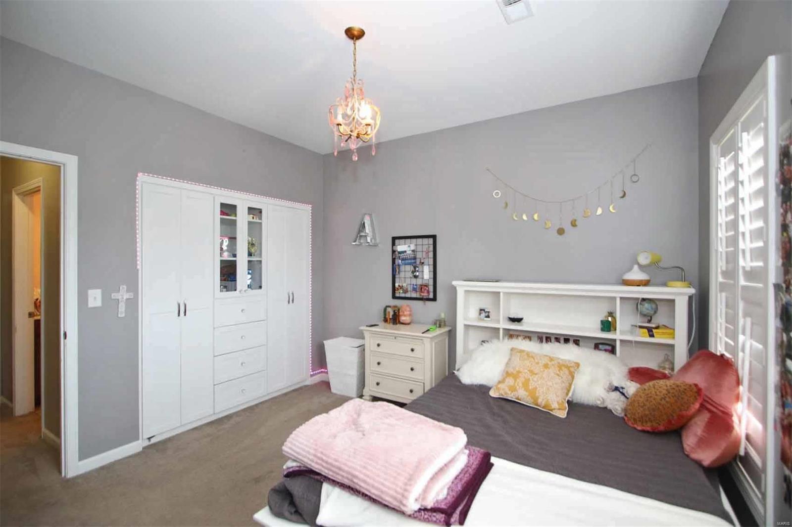 4617 Valleydale Road Godfrey, IL 62035 - Photo 22 of 28 Gallery Image 22