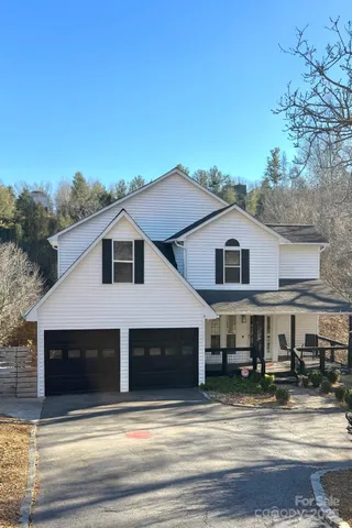 $1,150,000 | 968 Plantation Drive, Marion, NC 28752
