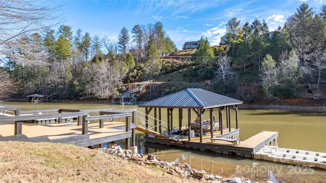 $1,150,000 | 968 Plantation Drive, Marion, NC 28752