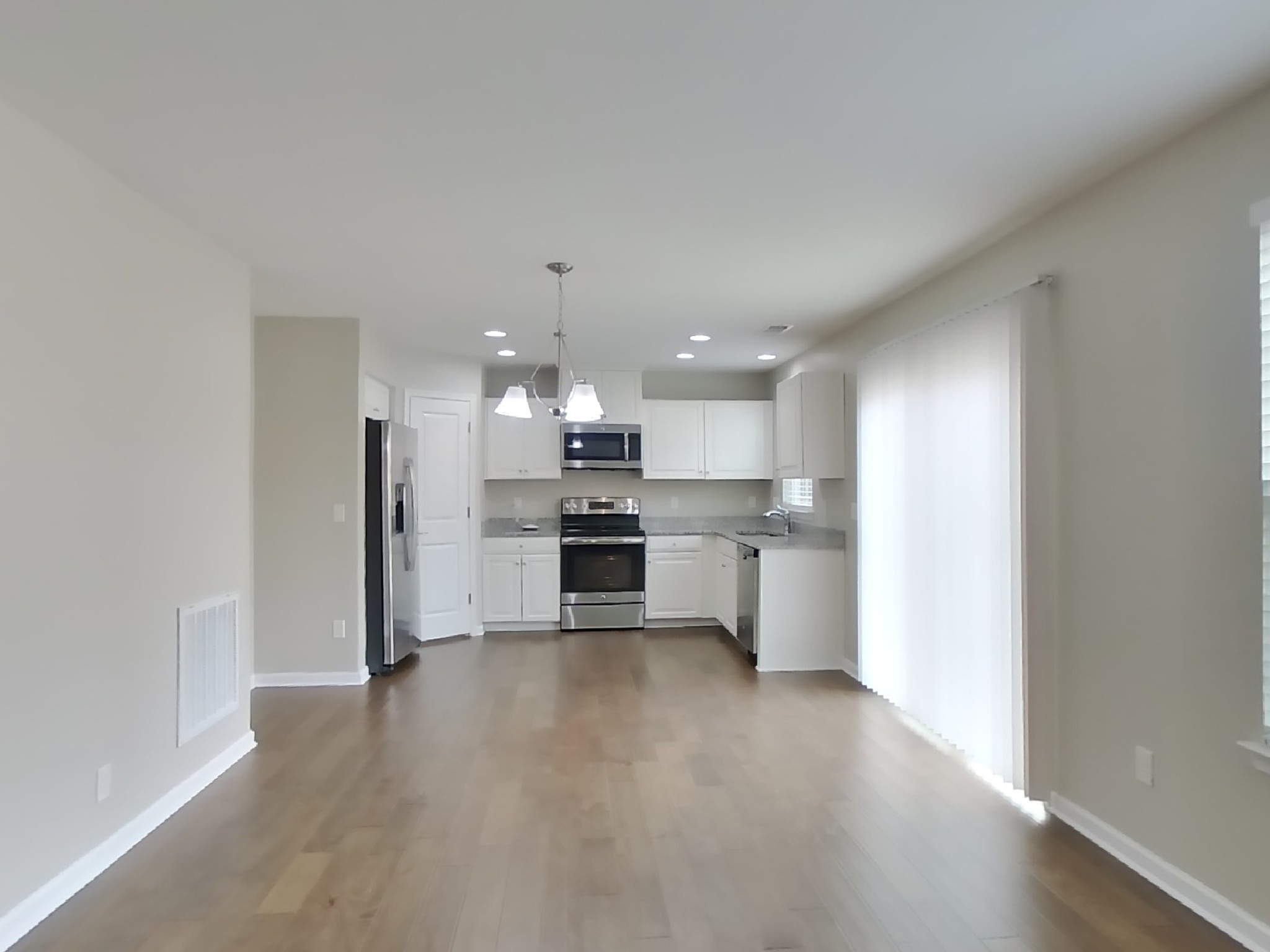 2904 Cherry Point Lane Columbia, TN 38401 - Photo 4 of 17