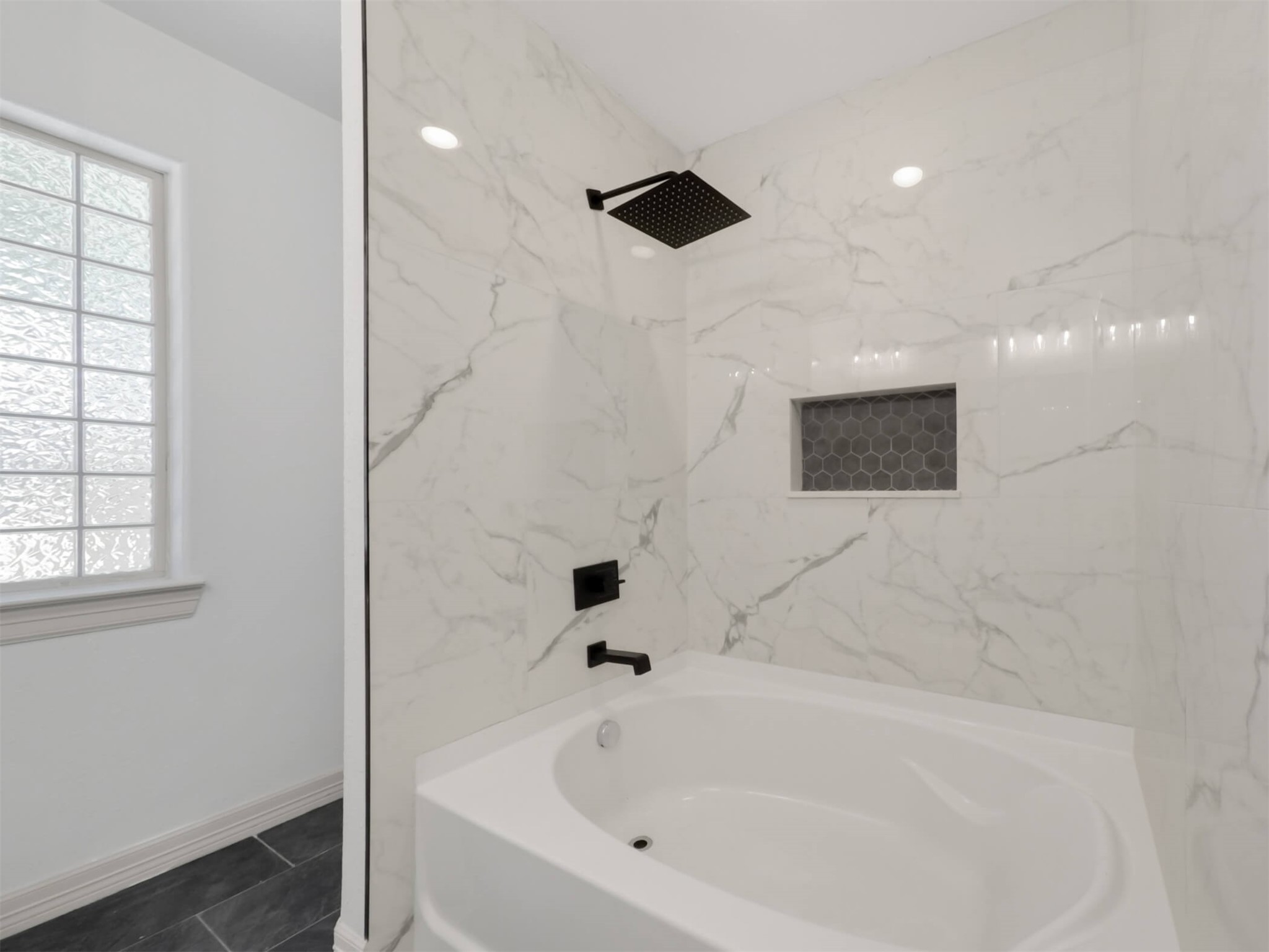 19502 Balsas Drive Porter, TX 77365 - Photo 32 of 44 Hall bathroom.