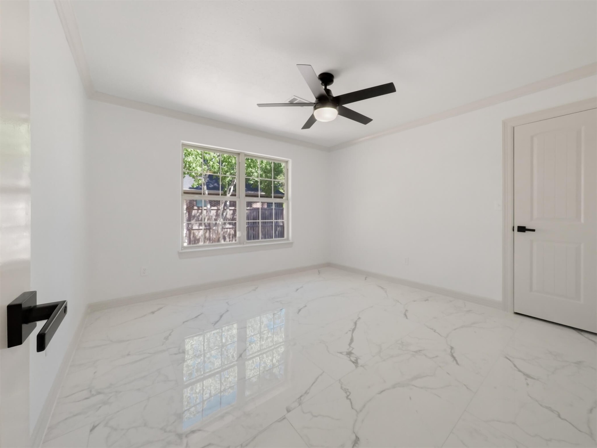 19502 Balsas Drive Porter, TX 77365 - Photo 33 of 44 Guest bedroom (middle room).