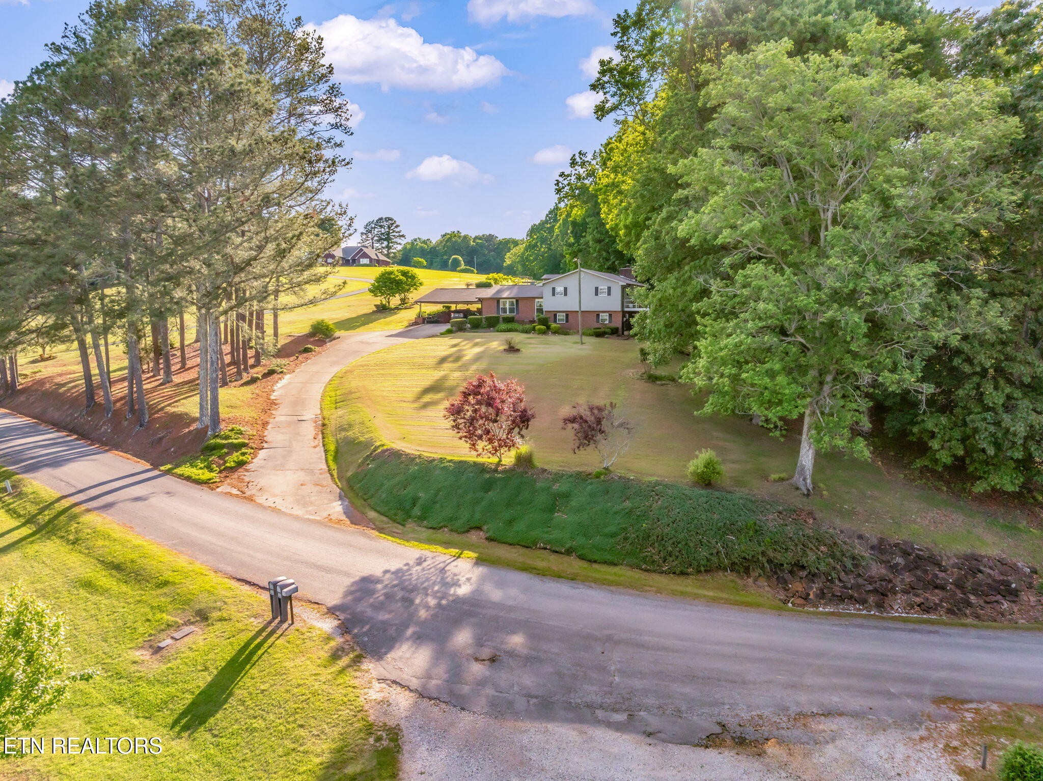 108 Pattie Gap Road Philadelphia, TN 37846 - Photo 1 of 59 Gallery Image 1