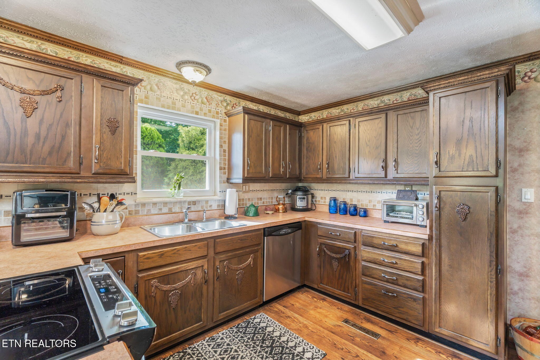 108 Pattie Gap Road Philadelphia, TN 37846 - Photo 16 of 59 Gallery Image 16