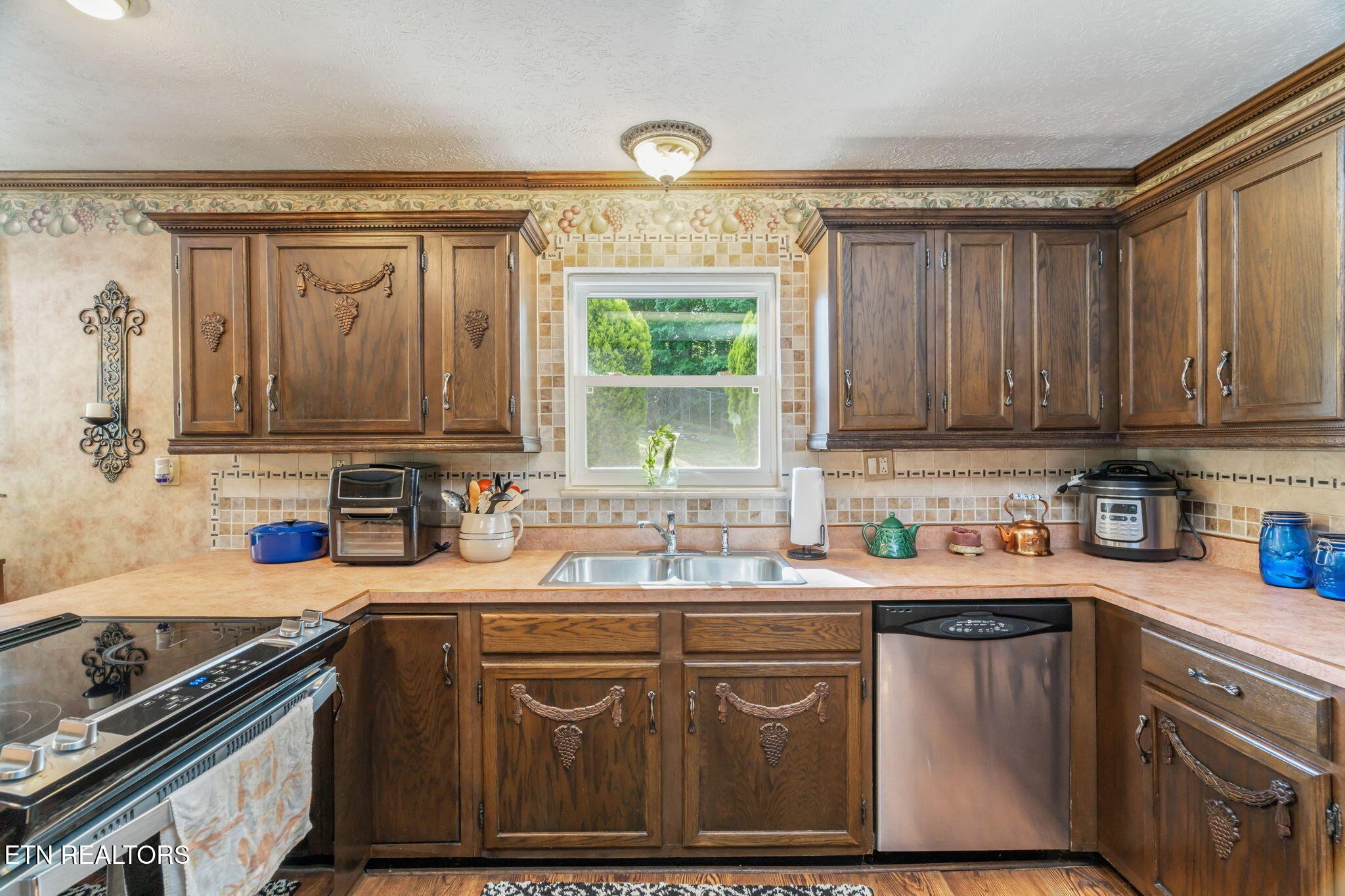 108 Pattie Gap Road Philadelphia, TN 37846 - Photo 17 of 59 Gallery Image 17