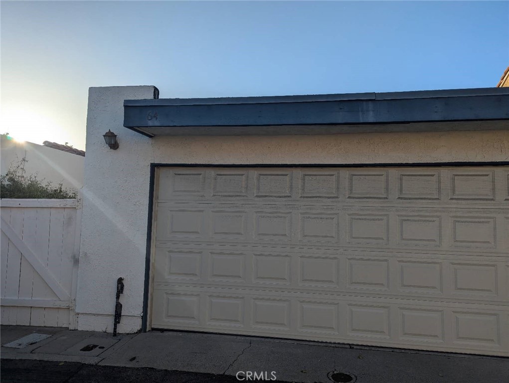 64 Tangerine Irvine, CA 92618 - Photo 26 of 32 a close view of door