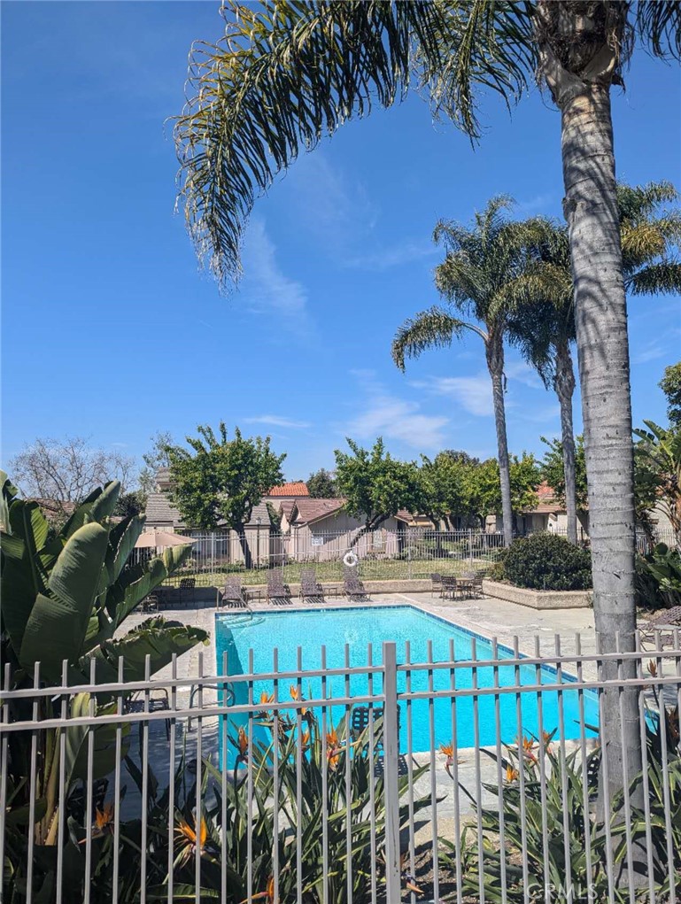 64 Tangerine Irvine, CA 92618 - Photo 31 of 32 a view of street from balcony