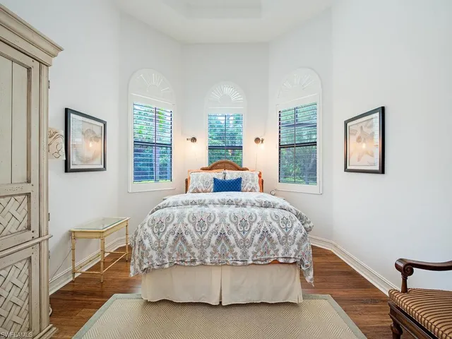 $1,999,000 | 6445 Costa Circle, Naples, FL 34113