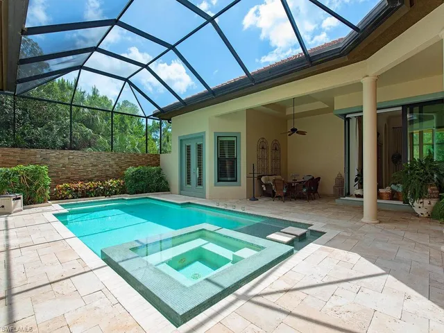 $1,999,000 | 6445 Costa Circle, Naples, FL 34113