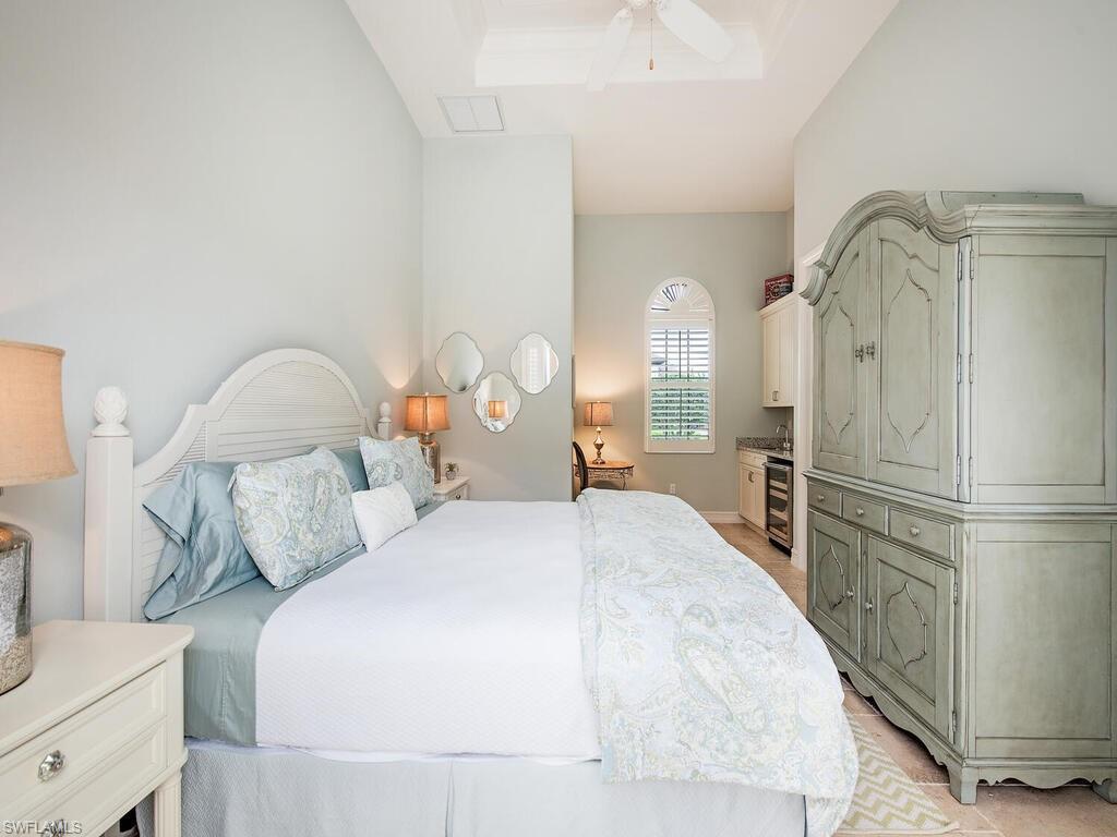 6445 Costa Circle Naples, FL 34113 - Photo 10 of 39