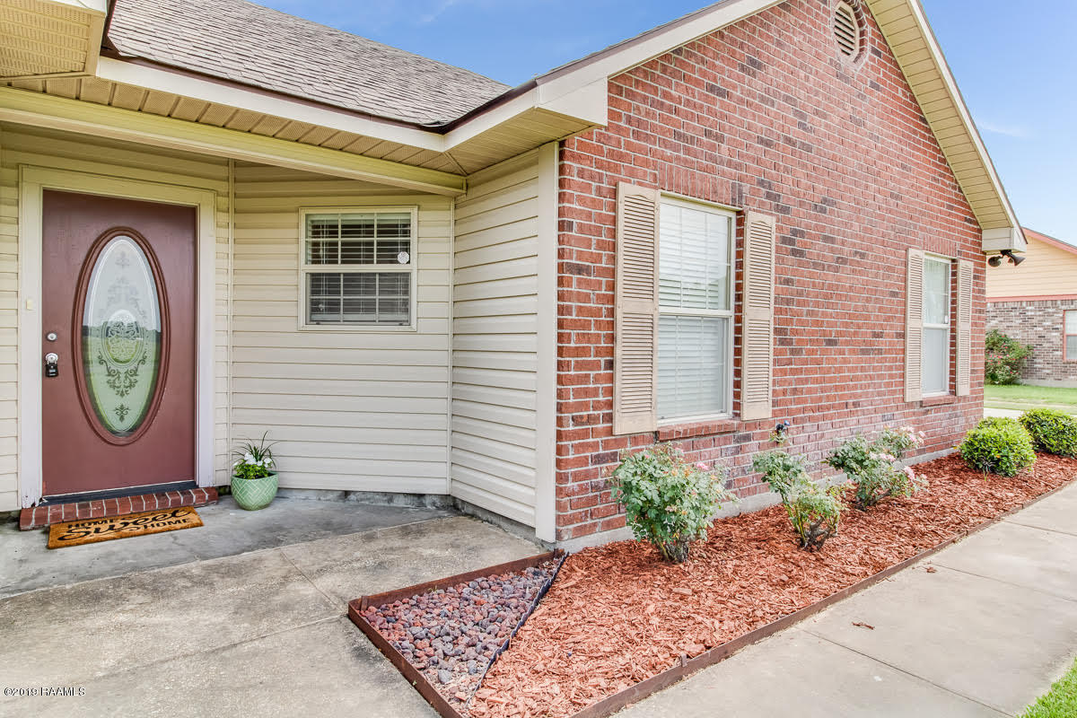 172 Dale Richard Road Sunset, LA 70584 - Photo 2 of 29