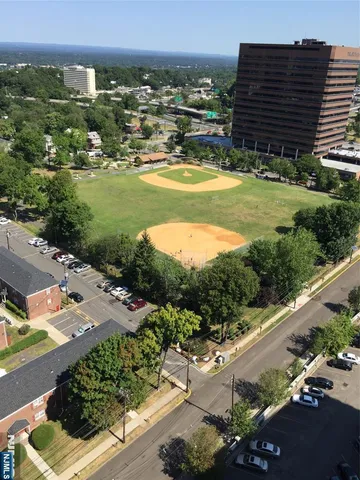 $389,000 | 2000 Linwood Avenue, Unit 9N, Fort Lee, NJ 07024