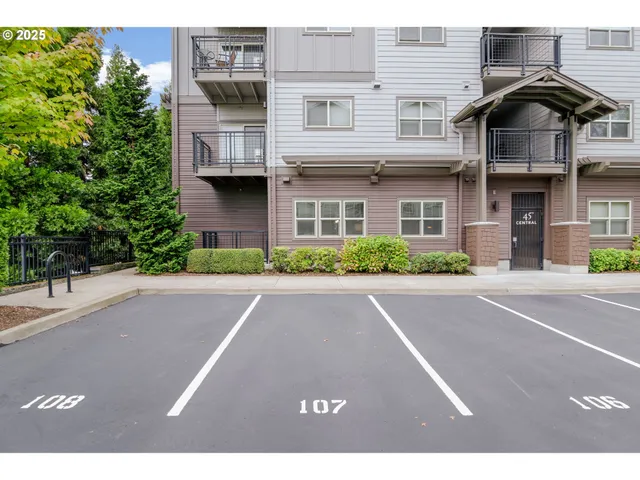 $274,999 | 13875 Southwest Meridian Street, Beaverton, OR 97005