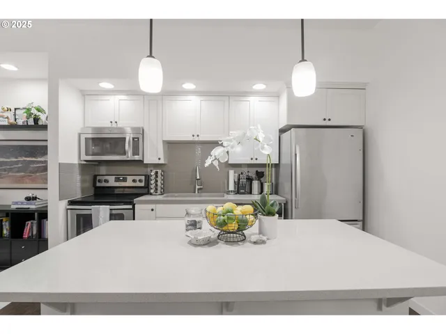 $274,999 | 13875 Southwest Meridian Street, Beaverton, OR 97005