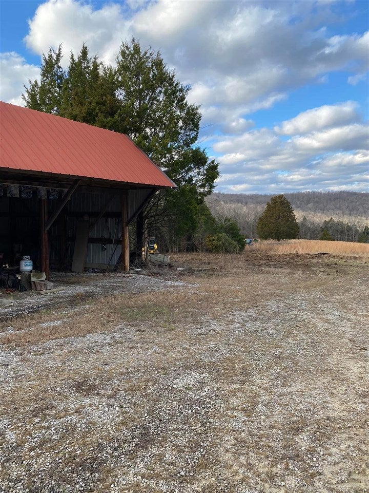 1386 Mercer Road Bowling Green, KY 42101 - Photo 4 of 13 Gallery Image 4