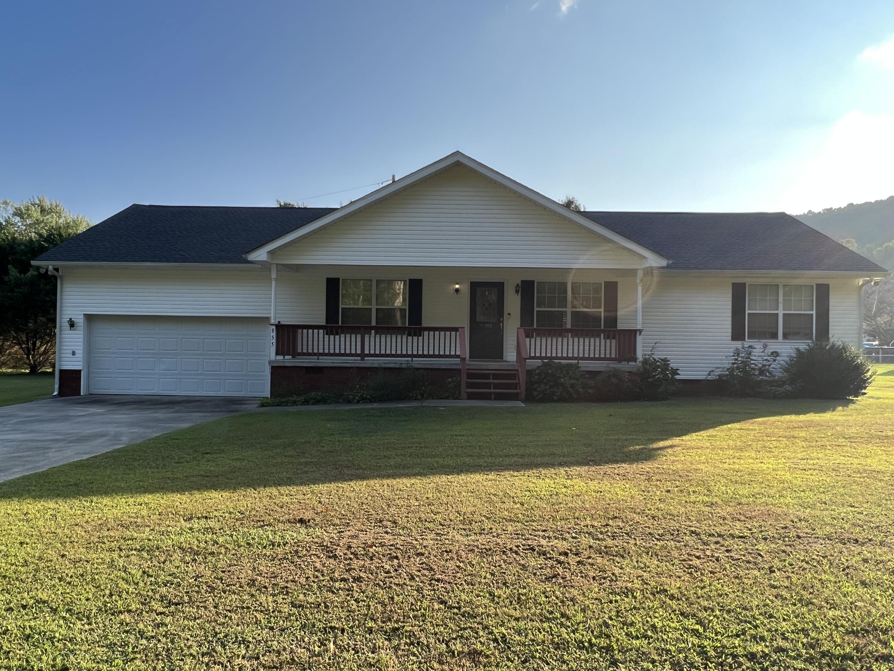 955 North Pryor Cove Road Jasper, TN 37347 - Photo 2 of 19 IMG_3209 (1)