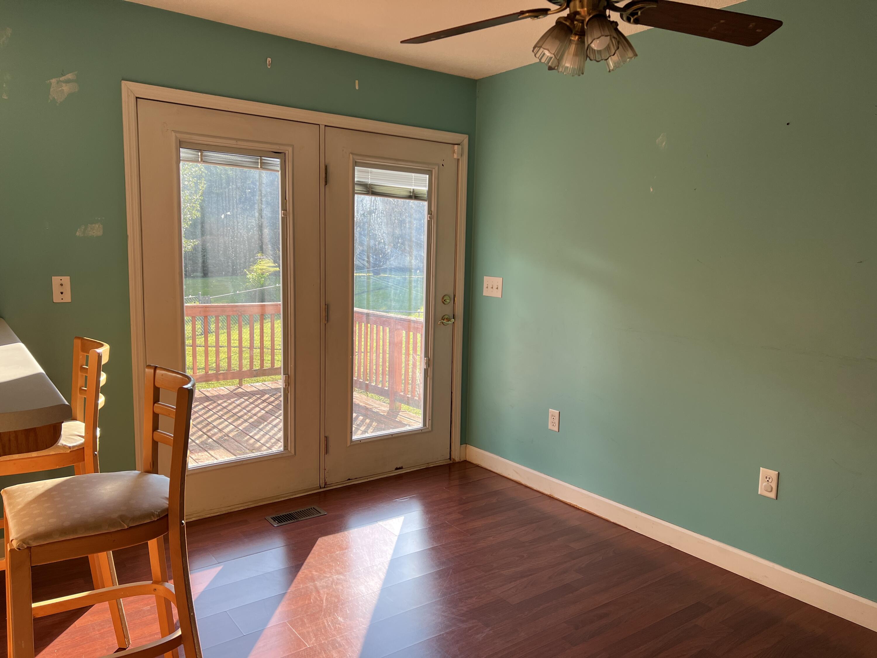 955 North Pryor Cove Road Jasper, TN 37347 - Photo 7 of 19 IMG_3201