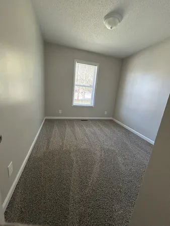 $1,250 | 1802 Harbor Drive, Oak Grove, KY 42262