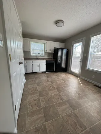 $1,250 | 1802 Harbor Drive, Oak Grove, KY 42262