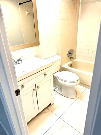 $2,100 | 4121 Oak Terrace Drive, Greenacres, FL 33463