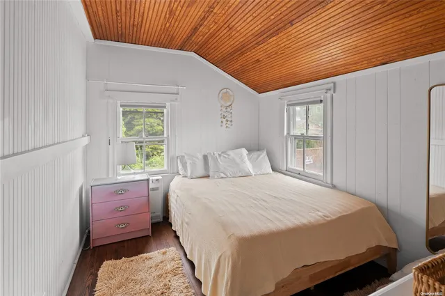 $5,000 | 744 Ocean Breeze Walk, Ocean Beach, NY 11770