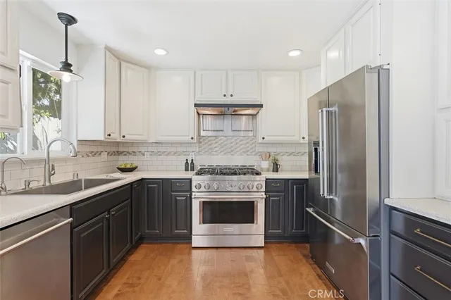 $1,760,000 | 904 Knob Hill Avenue, Redondo Beach, CA 90277