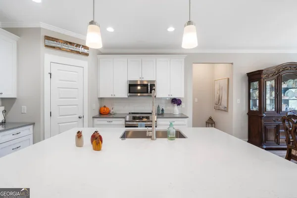 $399,900 | 801 Holly Ridge Drive, Gray, GA 31032