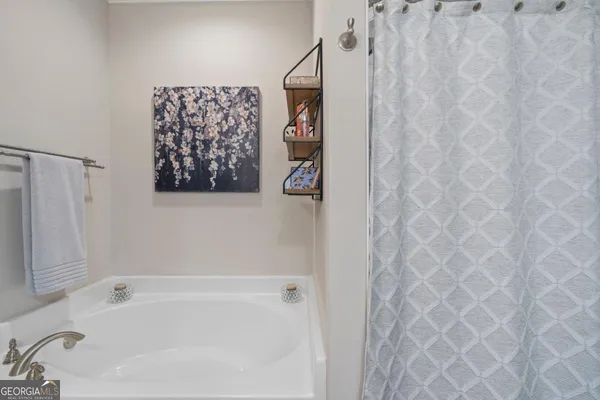 $399,900 | 801 Holly Ridge Drive, Gray, GA 31032