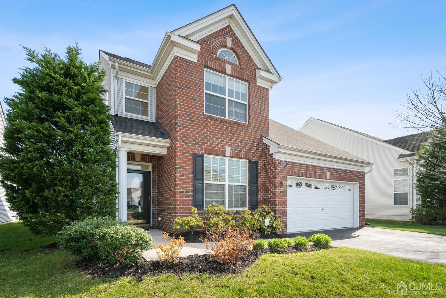 24 Pebble Creek Road Dayton, NJ 08810 - Photo 2 of 33 Gallery Image 2