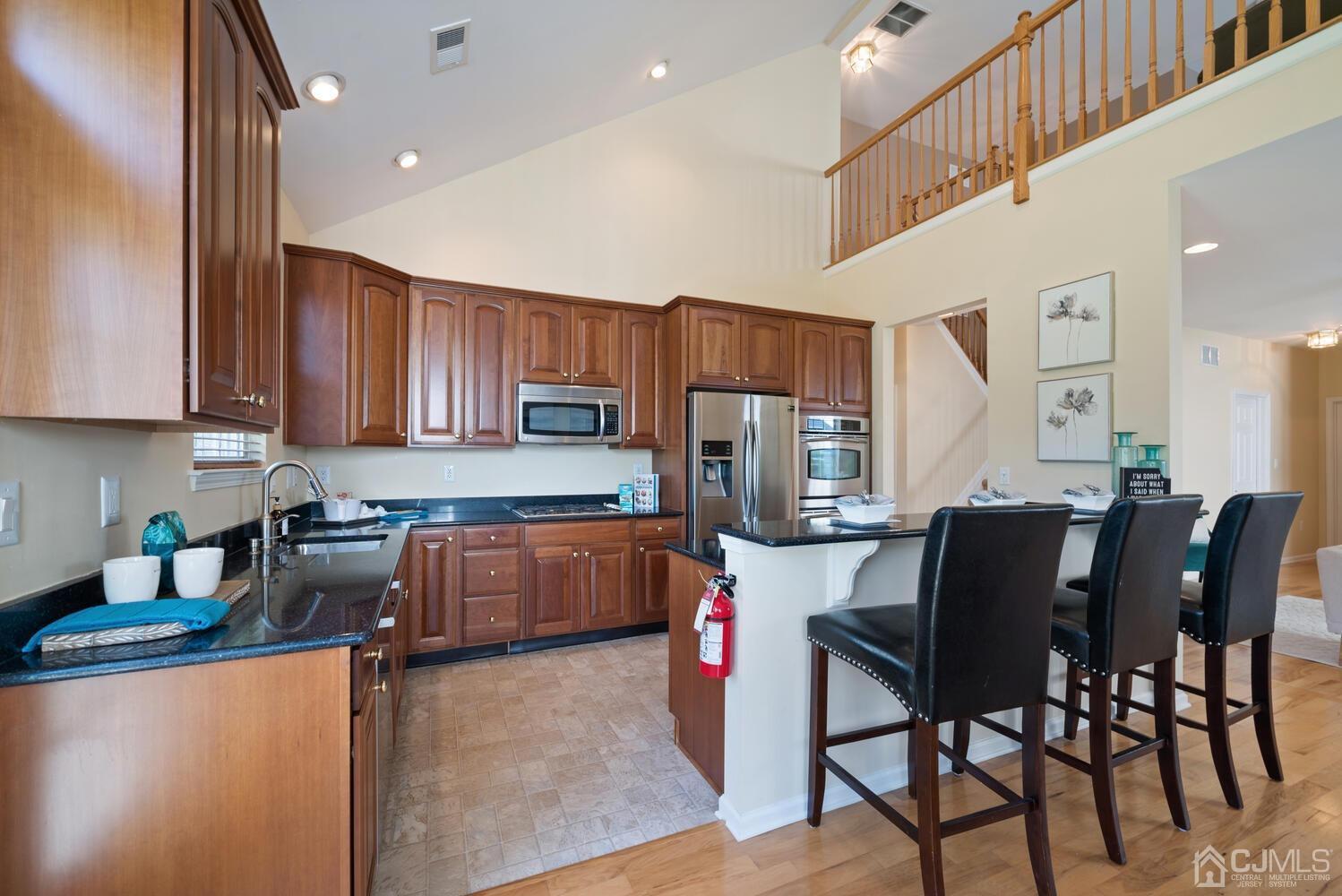 24 Pebble Creek Road Dayton, NJ 08810 - Photo 12 of 33 Gallery Image 12