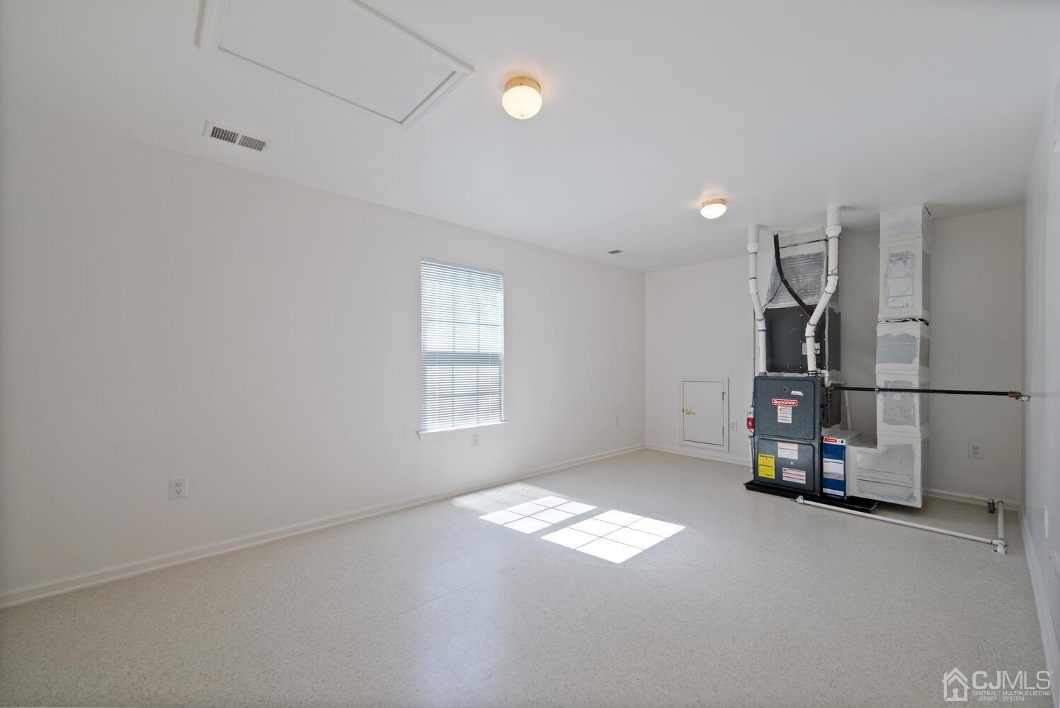 24 Pebble Creek Road Dayton, NJ 08810 - Photo 31 of 33 Gallery Image 31