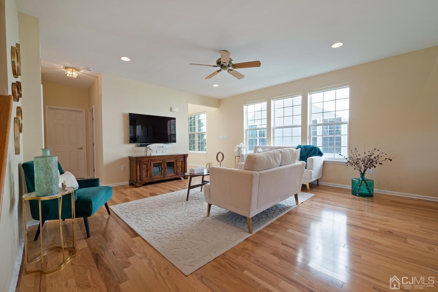 24 Pebble Creek Road Dayton, NJ 08810 - Photo 7 of 33 Gallery Image 7