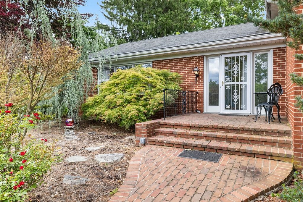 188 Middlebrook Road Staunton, VA 24401 - Photo 4 of 75