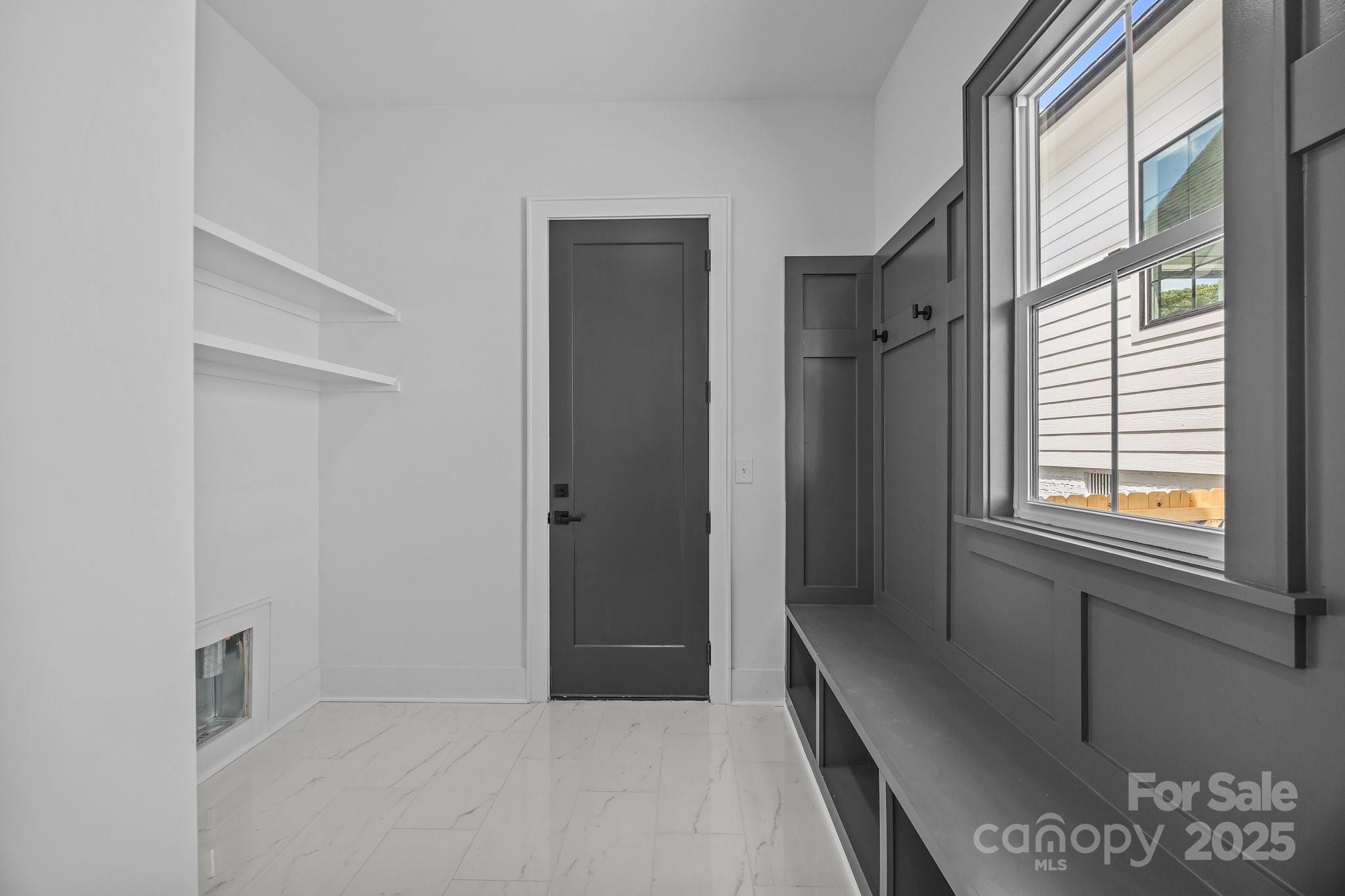 3949 Plainview Road Charlotte, NC 28208 - Photo 29 of 42 a view of hallway with windows