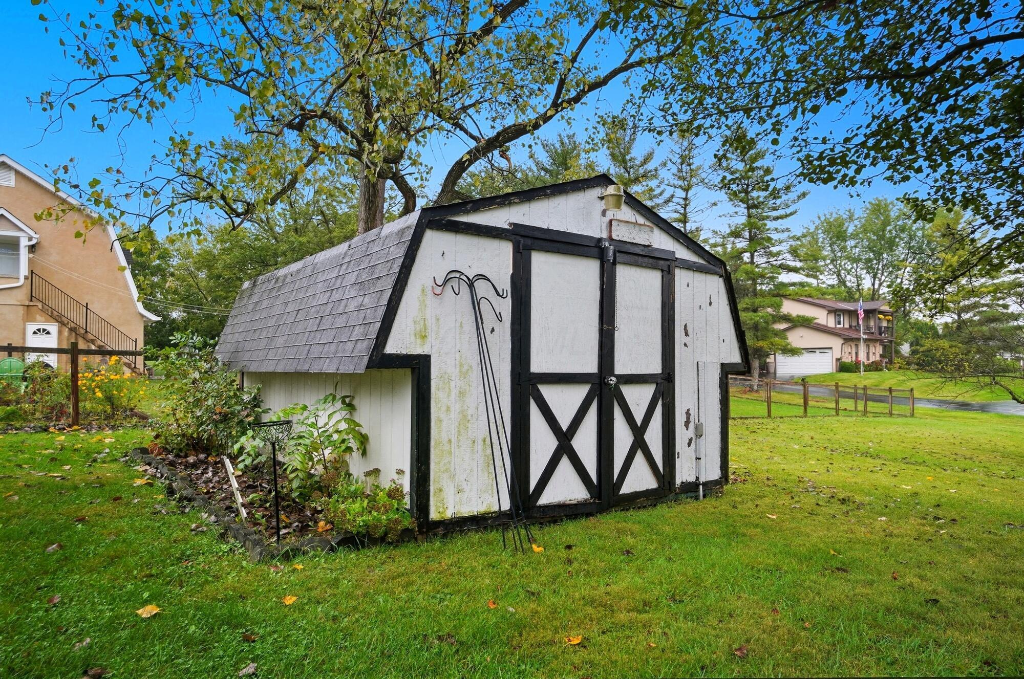 6285 Bausch Road Galloway, OH 43119 - Photo 48 of 54 274