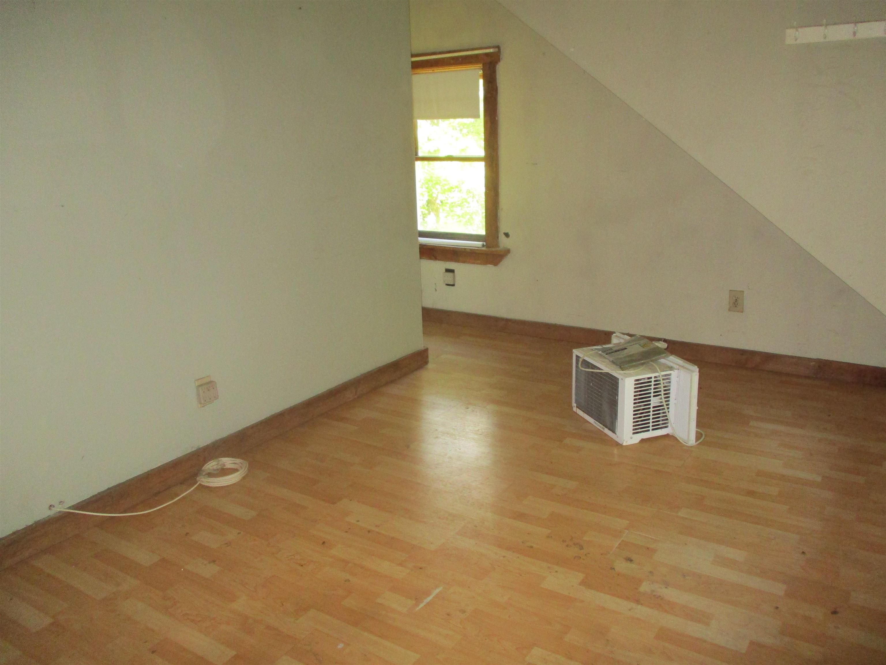 928 Gage Road Tunbridge, VT 05068 - Photo 14 of 16