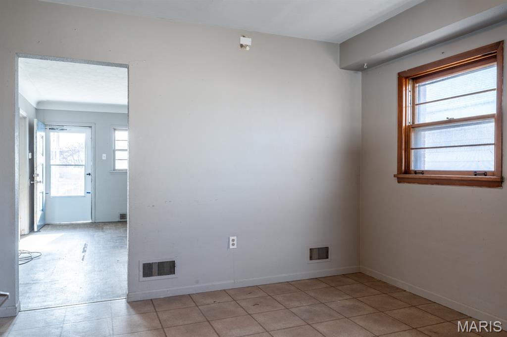2713 Ralph Street Granite City, IL 62040 - Photo 16 of 49 Gallery Image 16