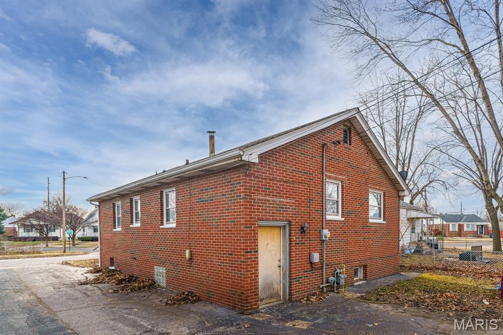 2713 Ralph Street Granite City, IL 62040 - Photo 5 of 49 Gallery Image 5