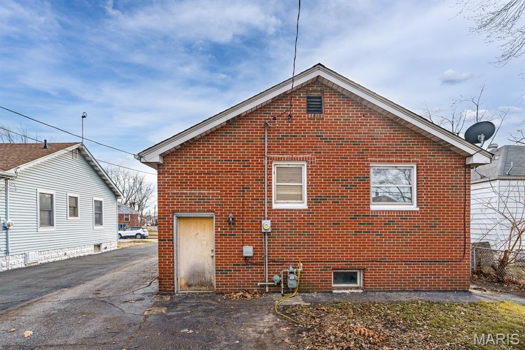 2713 Ralph Street Granite City, IL 62040 - Photo 6 of 49 Gallery Image 6