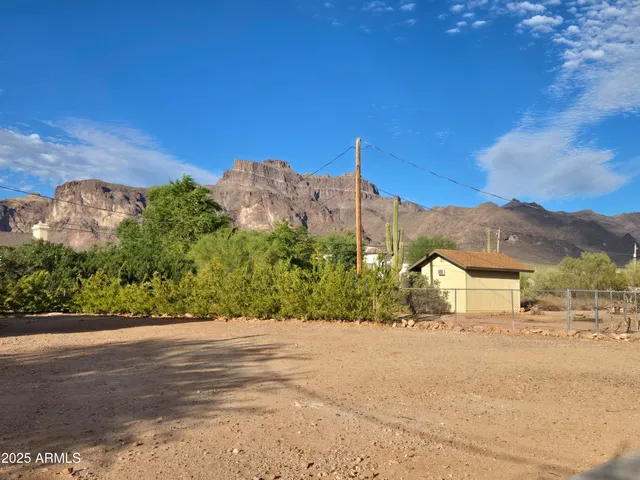 $625,000 | 5660 East Calle Mirage, Apache Junction, AZ 85119