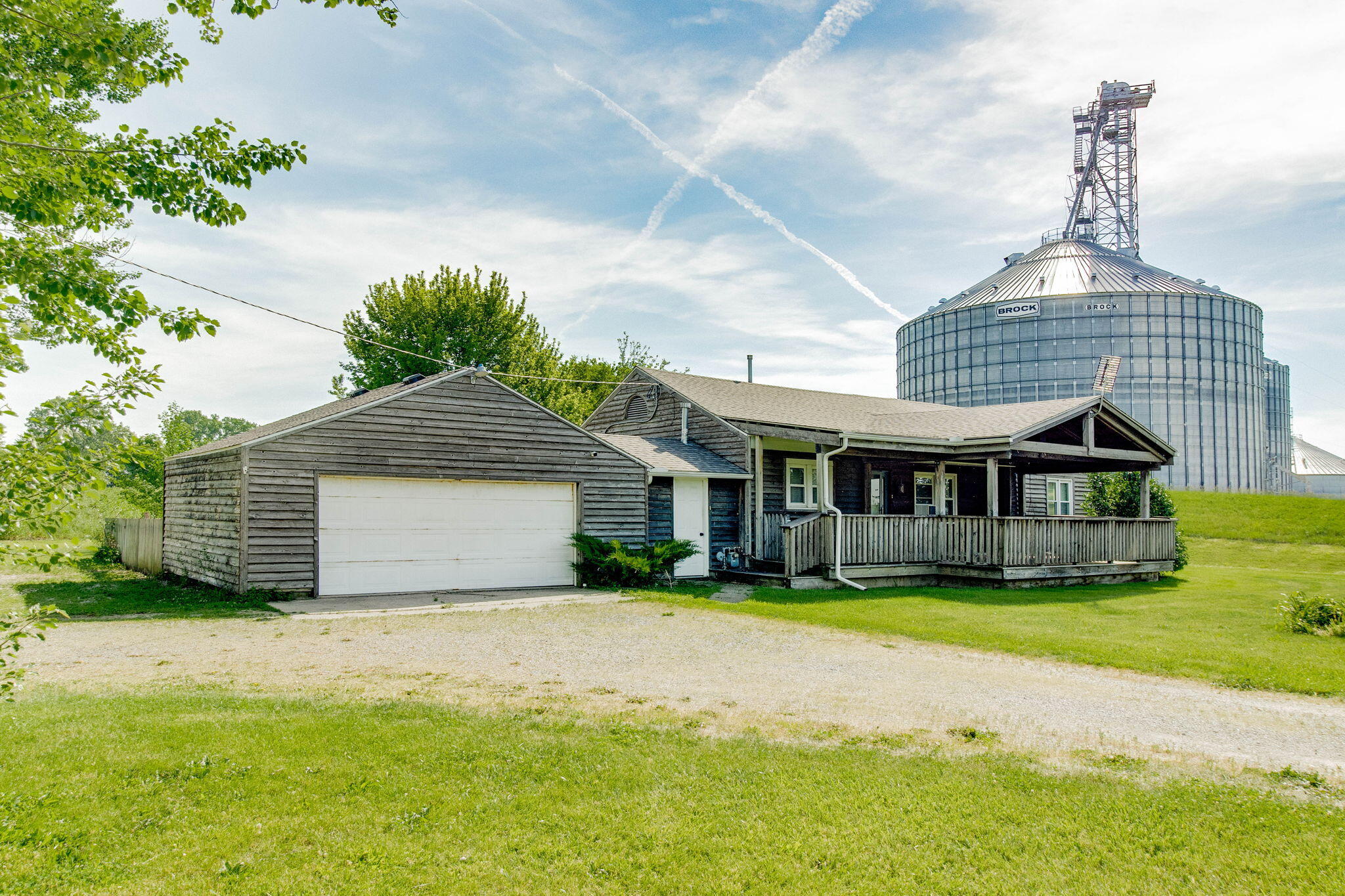 8228 Elida Road Lima, OH 45807 - Photo 4 of 32