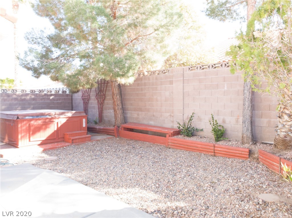 7621 Prairie Corners Drive Las Vegas, NV 89128 - Photo 11 of 13