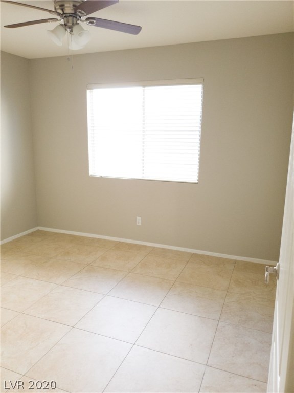 7621 Prairie Corners Drive Las Vegas, NV 89128 - Photo 10 of 13